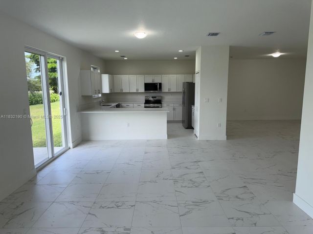 Home for sale at 1838 NE 1st St - photo 6262922