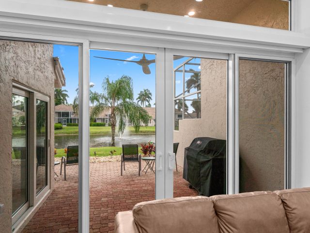 Home for rent at 5097 Windsor Parke Drive - photo 6264525