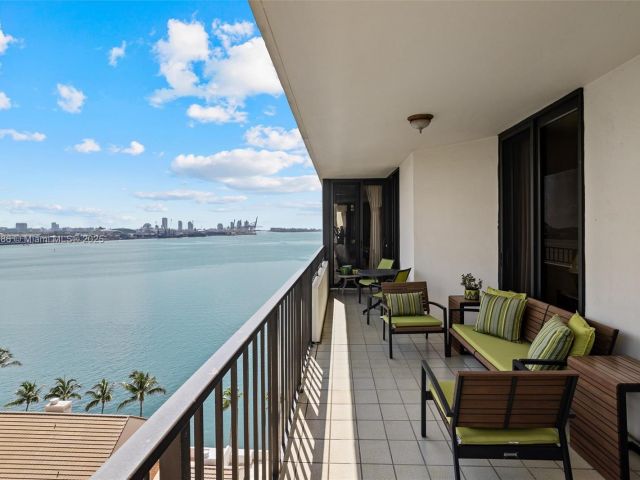 Apartment for sale  Unit #A1404 - photo 6278673