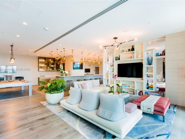 Apartment for sale  Unit #2205 - photo 6268329