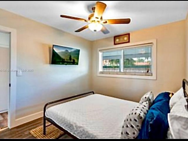 Home for rent at 2233 SE 13th St 2233 - photo 7478612