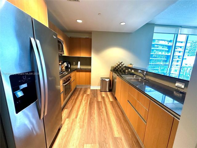 Apartment for rent  Unit #2220 - photo 6266751