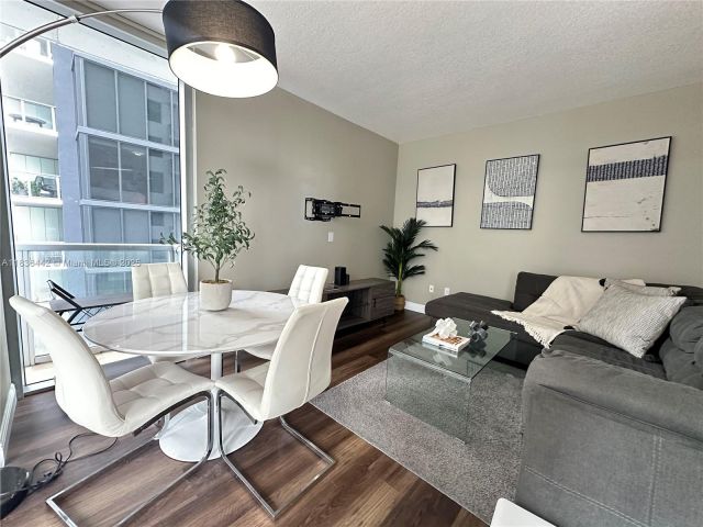 Apartment for rent  Unit #2220 - photo 6266754