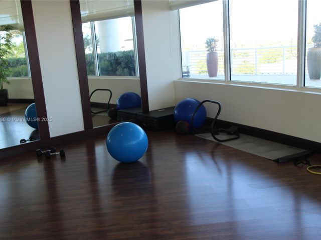 Apartment for rent  Unit # - photo 6265432