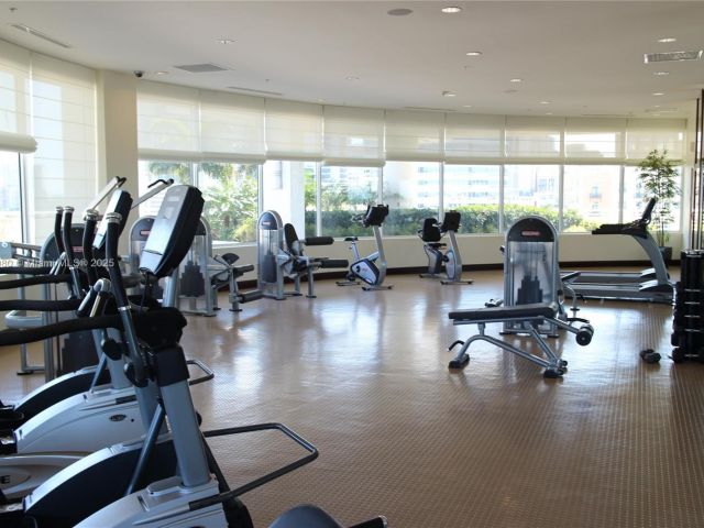 Apartment for rent  Unit # - photo 6265433