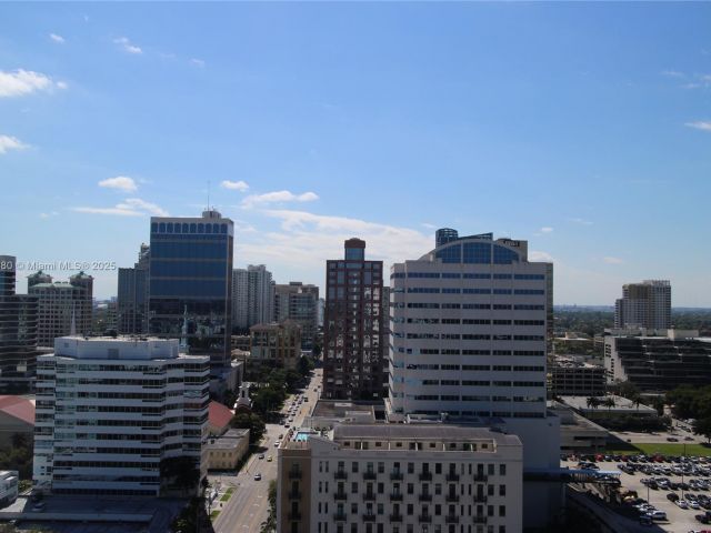 Apartment for rent  Unit # - photo 6265436