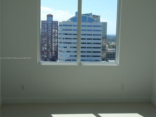 Apartment for rent  Unit # - photo 6265440