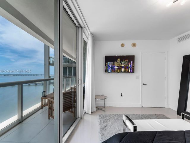 Apartment for sale  Unit #BAY1007 - photo 6267196