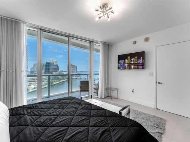 Apartment for sale  Unit #BAY1007 - photo 6267197