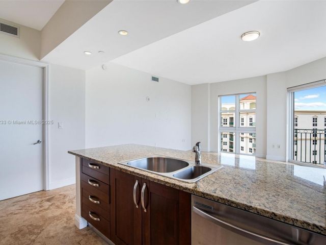 Apartment for sale  Unit #TS02 - photo 6269346