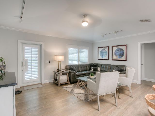 Home for sale at 322 NW 16th Street - photo 6267081