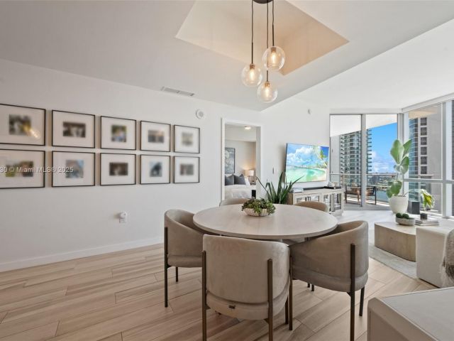 Apartment for sale  Unit #2809 - photo 6270974