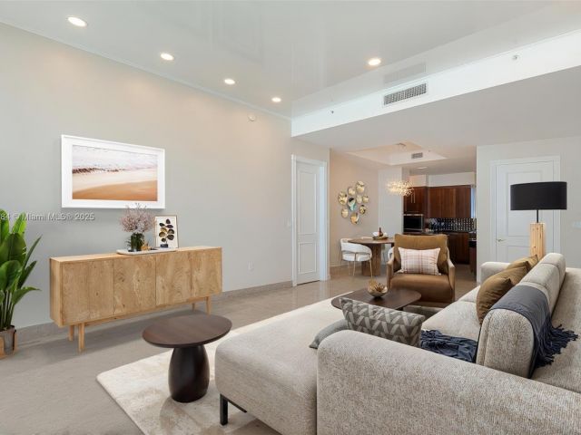 Apartment for sale  Unit #PH5104 - photo 6271592