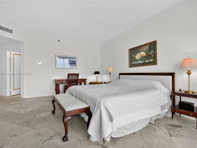 Apartment for sale  Unit #1505 - photo 6287309