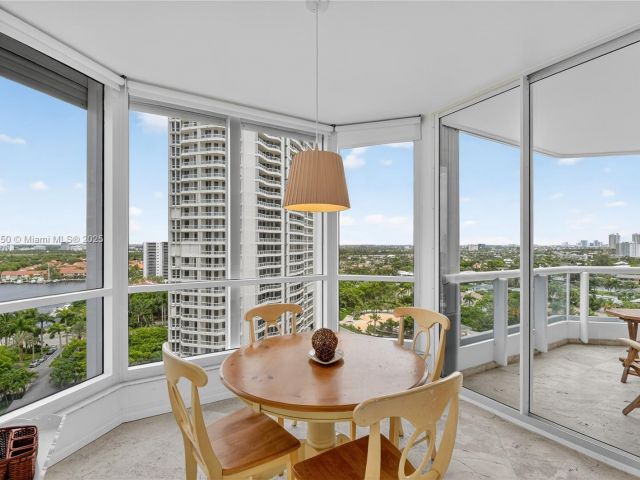 Apartment for sale  Unit #1505 - photo 6287313