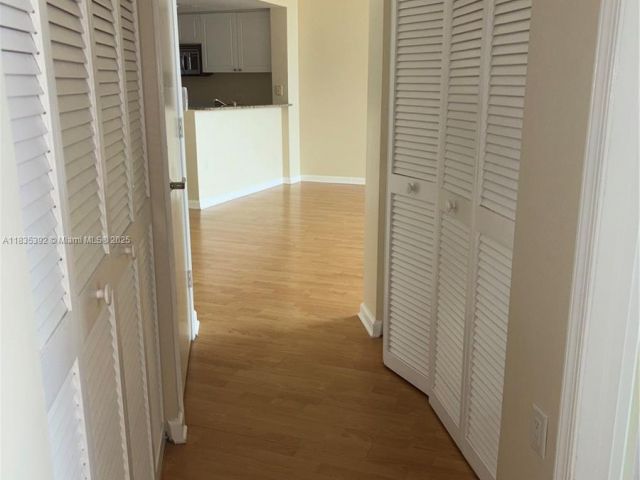 Apartment for sale  Unit #1611 - photo 6269311