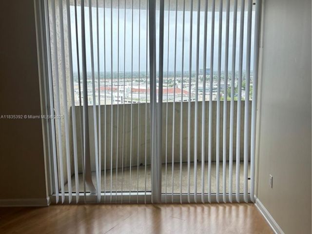 Apartment for sale  Unit #1611 - photo 6269315