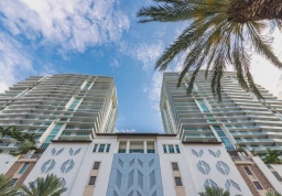 Apartment #5-1605 at Parque Towers