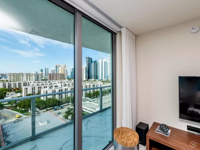 2-bedroom condo for sale in Sunny Isles Beach - 300 Sunny Isles Blvd 5-1605 - MondialRealty