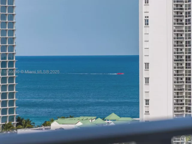 2-bedroom condo for sale in Sunny Isles Beach - 300 Sunny Isles Blvd 5-1605 - MondialRealty