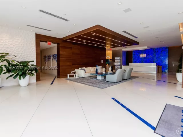 2-bedroom condo for sale in Sunny Isles Beach - 300 Sunny Isles Blvd 5-1605 - MondialRealty