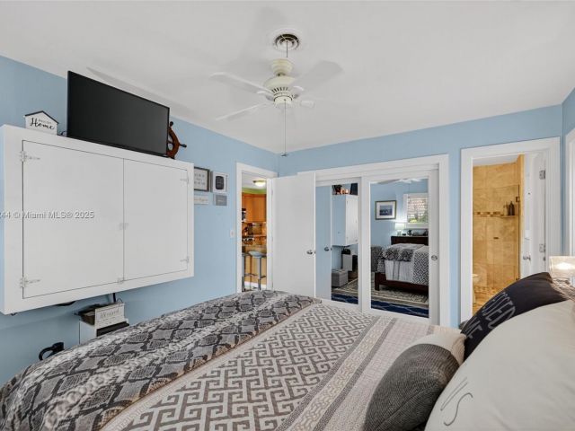 Home for sale at 5555 NE 20th Ter - photo 6285414