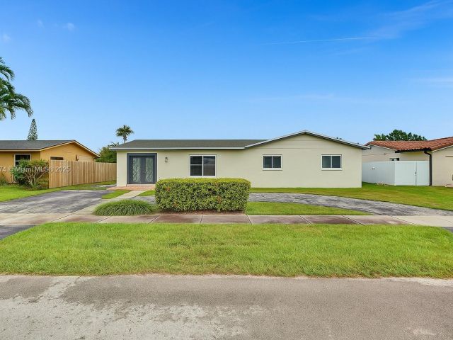 Home for sale at 12763 SW 45th Ter - photo 6266010