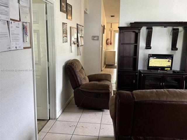 Home for sale at 2622 NW 47th St - photo 6265961