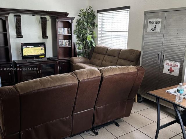 Home for sale at 2622 NW 47th St - photo 6265963