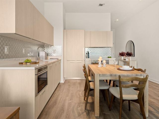 Apartment for rent  Unit #410 - photo 6268263