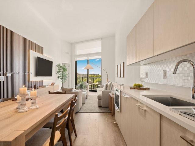 Apartment for rent  Unit #410 - photo 6268266