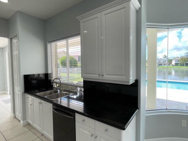 Home for rent at 9544 Barletta Winds Pt Point - photo 6536681