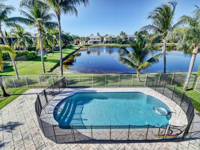 Home for rent at 9544 Barletta Winds Pt Point - photo 6536691