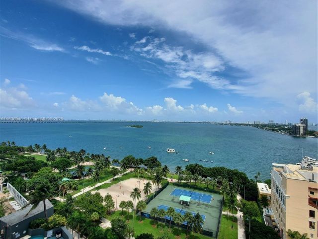 Apartment for rent  Unit #1702 - photo 6268220