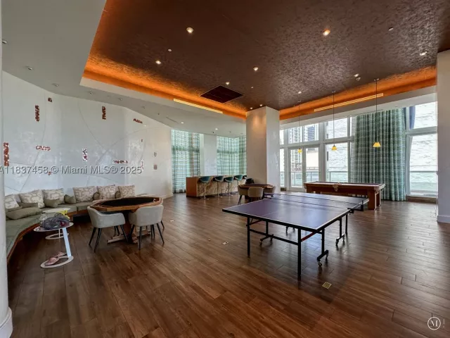 condo for rent in Miami - 50 Biscayne Blvd 411 - MondialRealty
