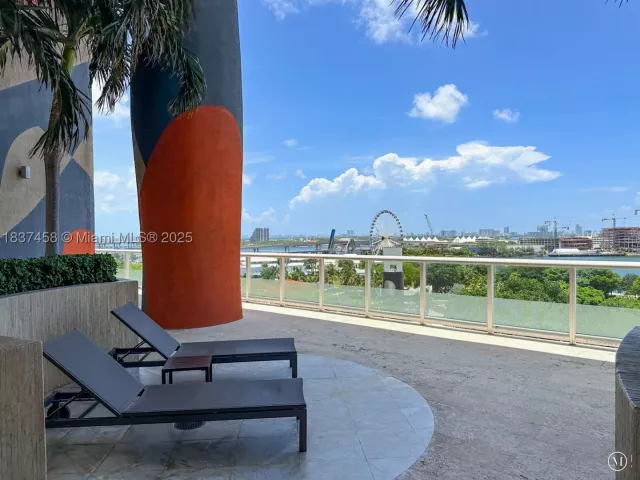 condo for rent in Miami - 50 Biscayne Blvd 411 - MondialRealty