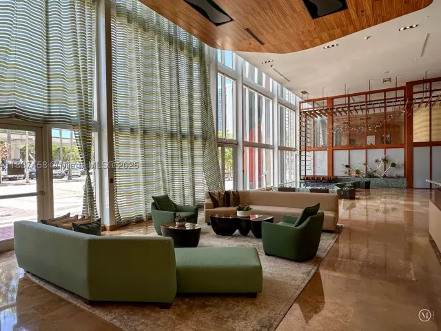condo for rent in Miami - 50 Biscayne Blvd 411 - MondialRealty