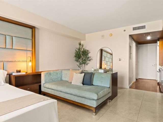 Apartment for rent  Unit #411 - photo 6267685