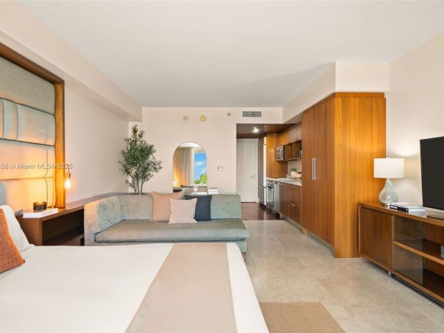 Apartment for rent  Unit #411 - photo 6267691