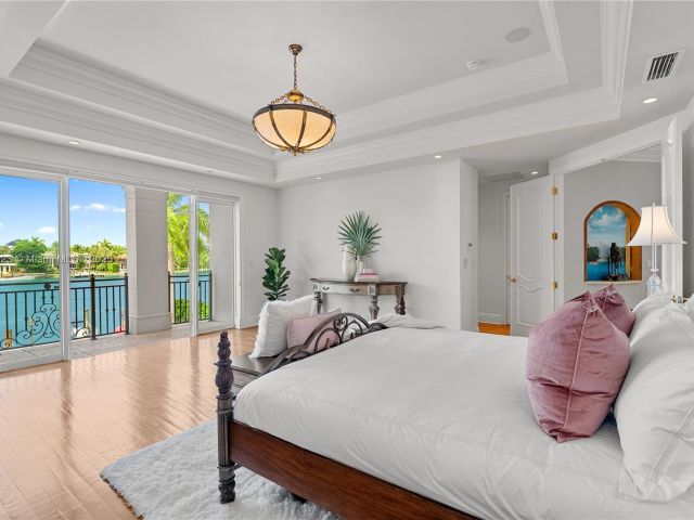 Home for sale at 66 S Hibiscus Dr - photo 6290915