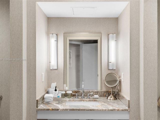 Apartment for sale  Unit #R2205 - photo 6268474