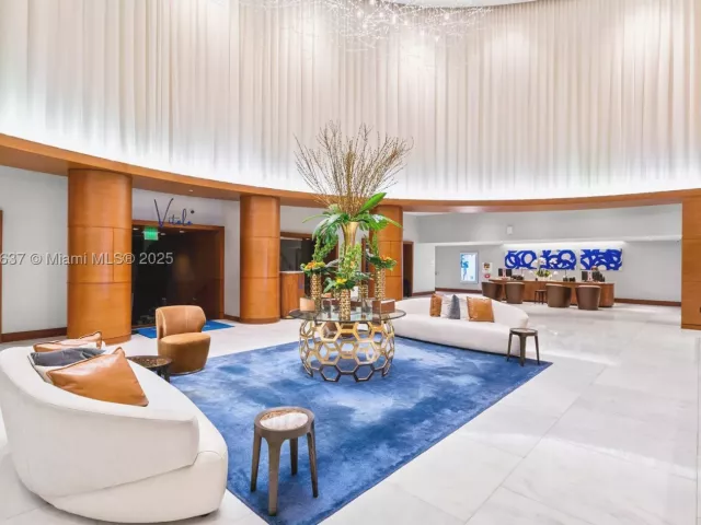 2-bedroom condo for sale in Fort Lauderdale - 551 N Fort Lauderdale Beach Blvd R2205 - MondialRealty