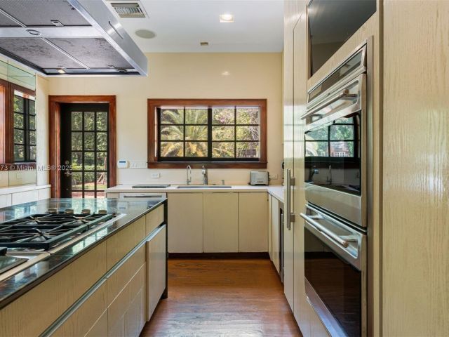 Home for rent at 1624 Granada Blvd - photo 6269408