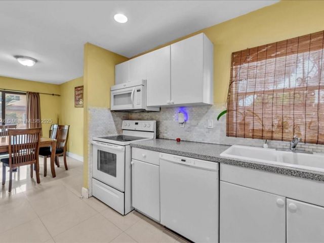 Home for sale at 5287 NW 193rd Ln - photo 6266331