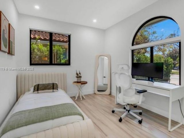 Home for rent at 1543 Bird Rd - photo 6266230