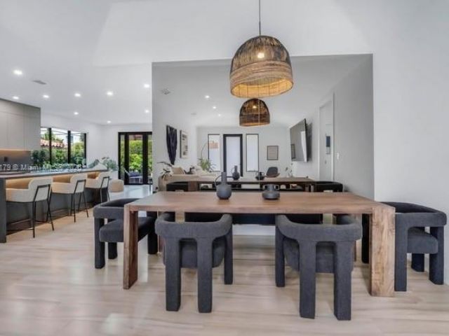 Home for rent at 1543 Bird Rd - photo 6266233