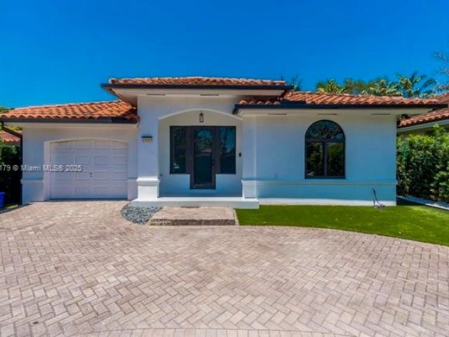 Home for rent at 1543 Bird Rd - photo 6266239