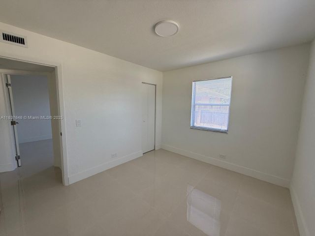 Home for rent at 1494 W 34th St 0 - photo 6267433