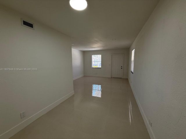 Home for rent at 1494 W 34th St 0 - photo 6267437
