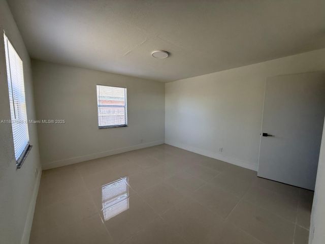 3-bedroom home for rent in Riviera Beach - 1494 W 34th St 0 - MondialRealty